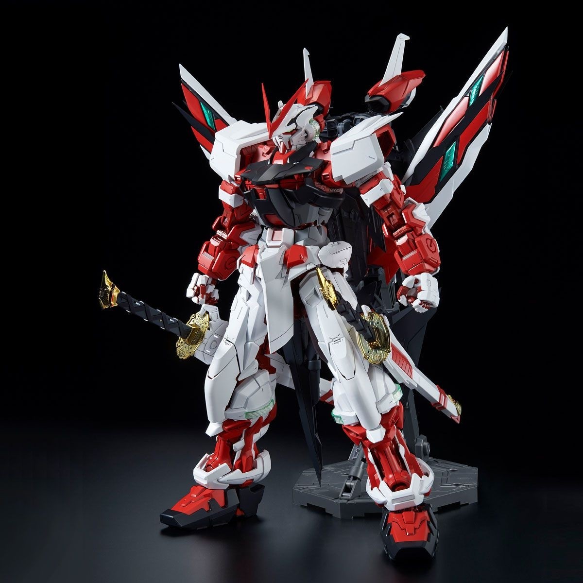 MBF-P02KAI Gundam Astray Red Frame Kai "Gundam Seed Vs Astray", Bandai Hobby PG 1/60 (Gundam Model Kit)